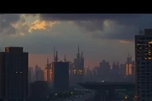 《三个人的厨房》剧照，共用的冰箱上贴满彩色便签
