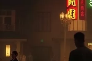 《指针之外的两小时》剧照，三只指针停在不同位置的旧手表